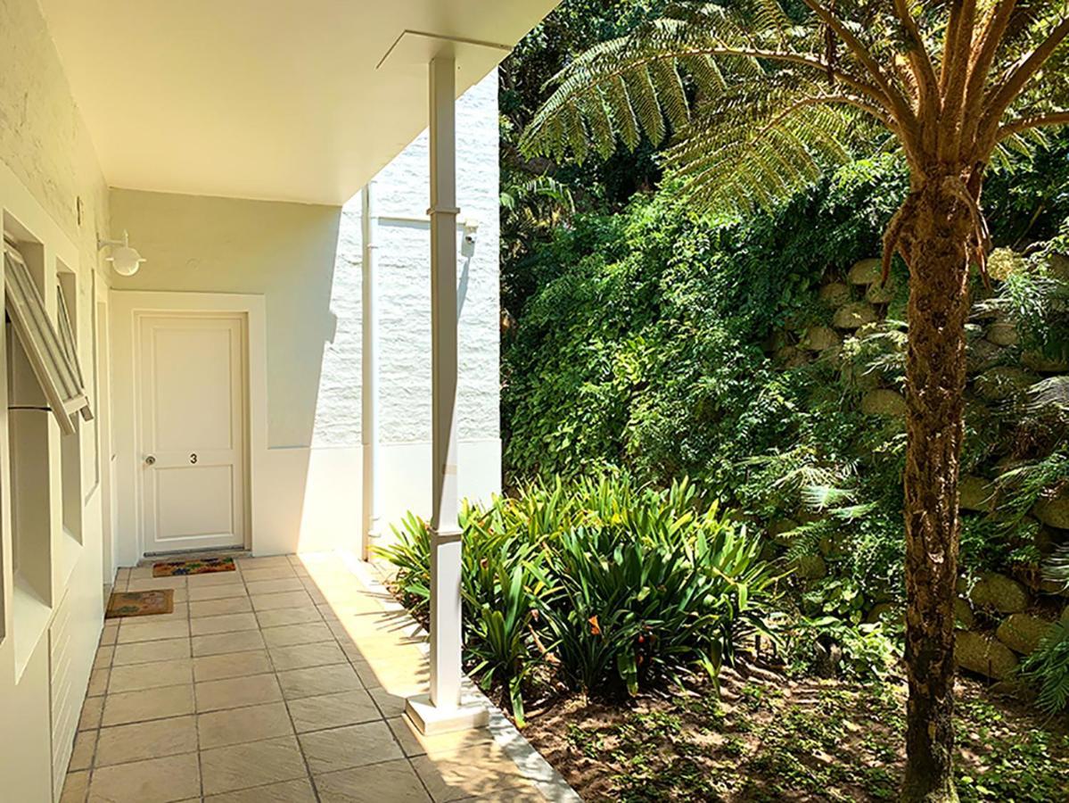 Coral Tree Colony Bed & Breakfast Southbroom Extérieur photo
